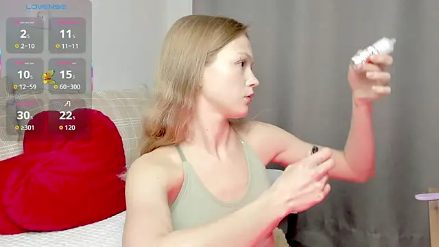 Kara smalltits online show from 04-04-26, 04:04