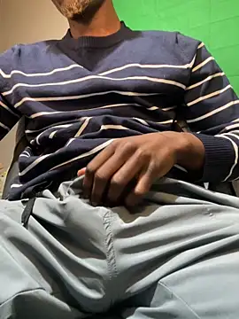 Snapshot of OneLove08 chatting on 03-27-26, 10:31 OneLove08 online show from 03-27-26, 10:31