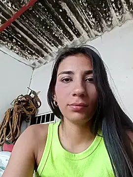 Snapshot of -juicy_ chatting on 09-08-25, 07:46 -juicy online show from 09-08-25, 07:46