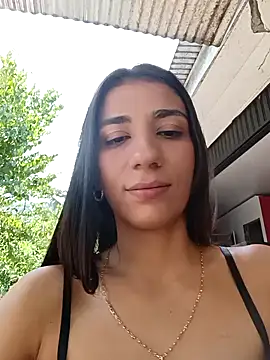 Snapshot of -juicy_ chatting on 09-28-25, 05:18 -juicy online show from 09-28-25, 05:18