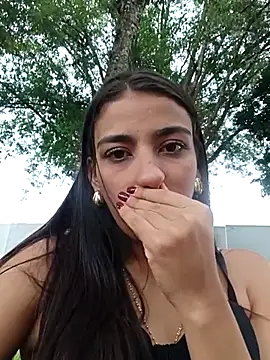 Snapshot of -juicy_ chatting on 10-26-25, 09:42 -juicy online show from 10-26-25, 09:42