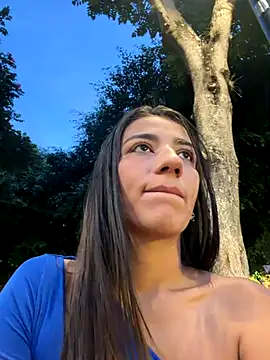 Snapshot of -juicy_ chatting on 11-14-25, 10:40 -juicy online show from 11-14-25, 10:40