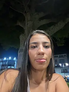 Snapshot of -juicy_ chatting on 11-26-25, 12:11 -juicy online show from 11-26-25, 12:11