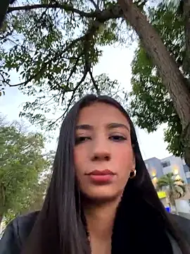 -juicy  online show from 03-11-26, 11:00