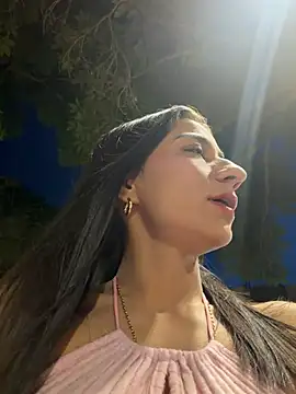 -juicy  online show from 08-03-26, 11:41