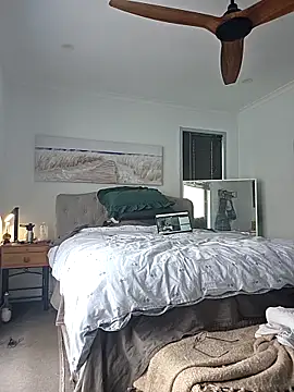 iamthepublickmasterbater online show from 12-16-25, 11:10