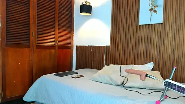 David niet online show from 09-18-25, 05:37