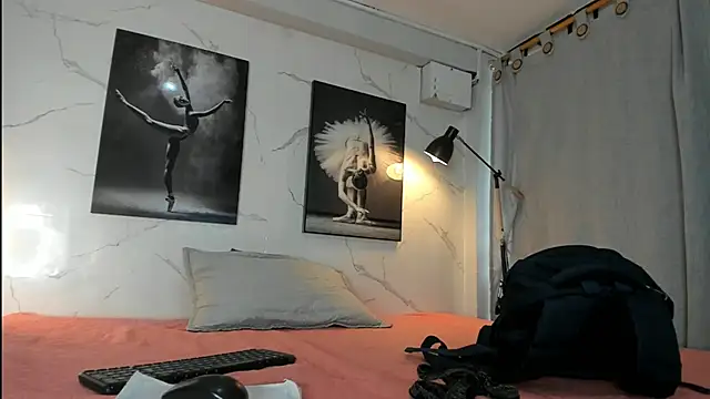 David niet online show from 10-30-25, 05:46