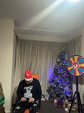 Snapshot of yourmaster2025 chatting on 12-21-25, 11:23 yourmaster2025 online show from 12-21-25, 11:23