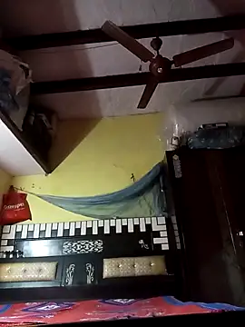 Snapshot of urdreamman chatting on 11-26-25, 02:23 urdreamman online show from 11-26-25, 02:23