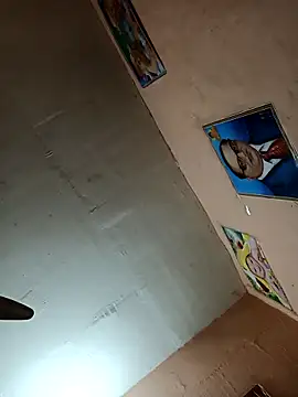 USER-MAYA online show from 12-21-25, 11:50