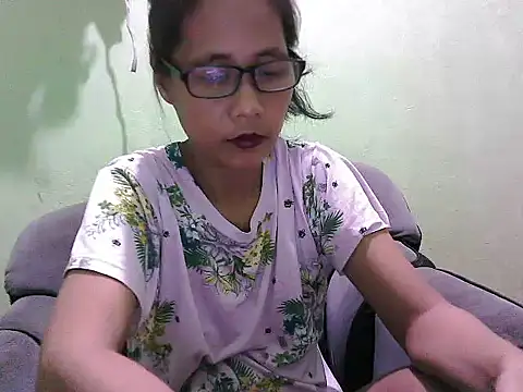 HotLadyPinay32 online show from 02-23-26, 09:17