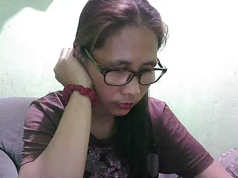 Snapshot of HotLadyPinay32 chatting on 06-28-26, 11:38 HotLadyPinay32 online show from 06-28-26, 11:38