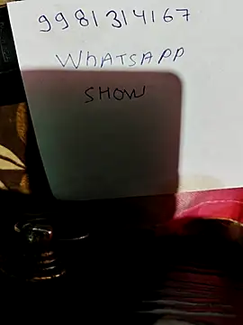 Snapshot of Amritaaq chatting on 10-31-25, 03:57 Amritaaq online show from 10-31-25, 03:57