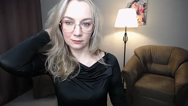 Ava Elior online show from 04-14-26, 12:33