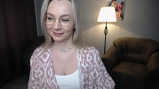 Ava Elior online show from 04-26-26, 09:18