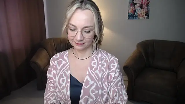Ava Elior online show from 06-03-26, 10:40