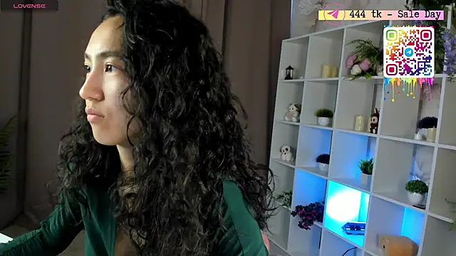 FlirtyAura online show from 05-28-26, 03:37