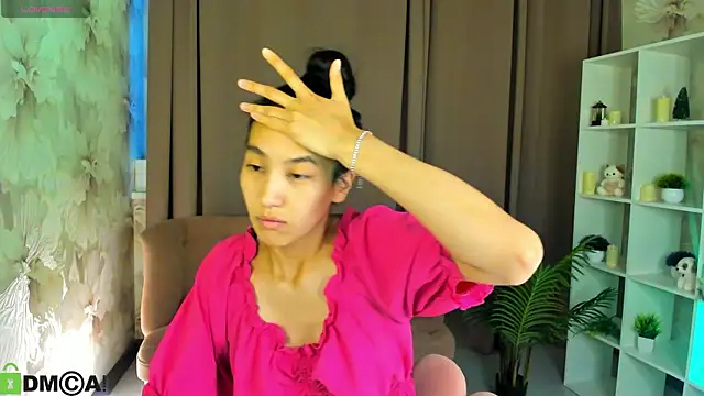 FlirtyAura online show from 07-27-26, 03:13