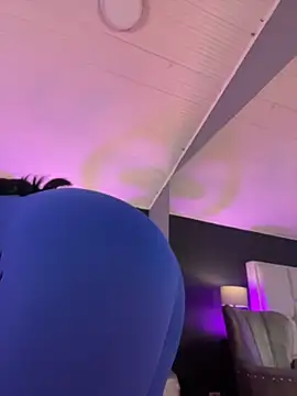 BellaFernandez   online show from 04-24-26, 01:24