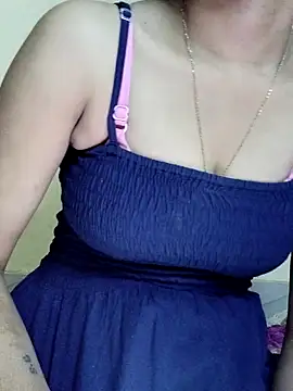 Snapshot of raju-ki-rani chatting on 11-06-25, 09:10 raju-ki-rani online show from 11-06-25, 09:10