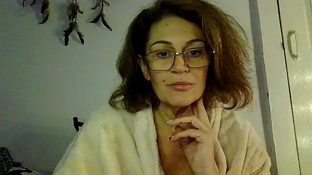 Snapshot of RubyyRosee chatting on 11-14-25, 02:27 RubyyRosee online show from 11-14-25, 02:27