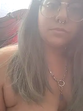 Lovelyrainn online show from 11-10-25, 09:47