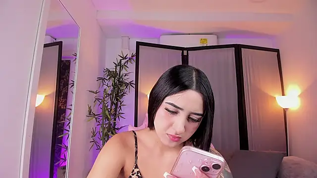 ChloeShade online show from 11-07-25, 01:55