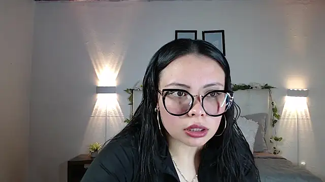 Megan 05  online show from 11-30-25, 05:28