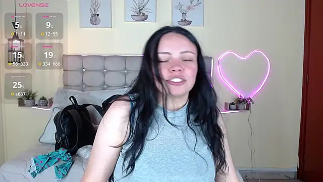Megan 05  online show from 06-10-26, 07:46