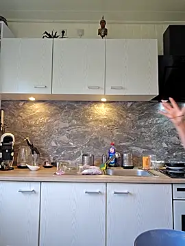 Snapshot of Sunny-Sin chatting on 10-02-25, 02:35 Sunny-Sin online show from 10-02-25, 02:35