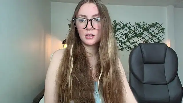 velvet  moon online show from 04-16-26, 12:11