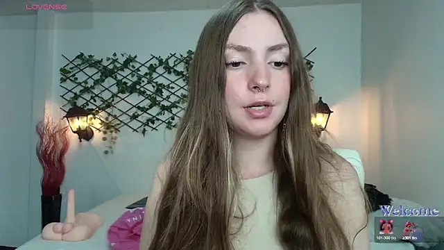 velvet  moon online show from 04-24-26, 02:03