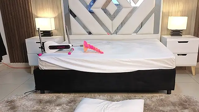 Lisa sweetas online show from 02-28-26, 01:17