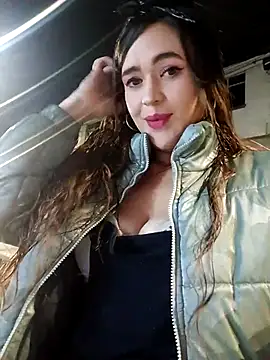 miss berlyn online show from 10-11-25, 01:49