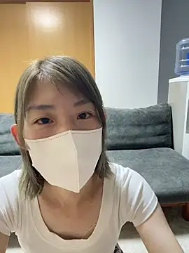 usako 2025 online show from 06-28-26, 02:01
