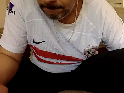 CaiBull online show from 04-22-26, 09:01