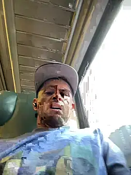 Carlosmauricio123 online show from 07-10-26, 08:44