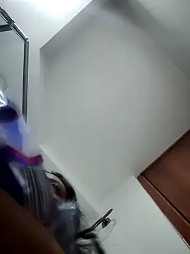 Megara 25 online show from 11-08-25, 03:50