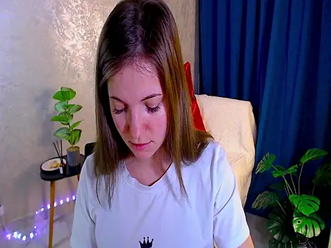 arlana klart online show from 11-14-25, 01:37