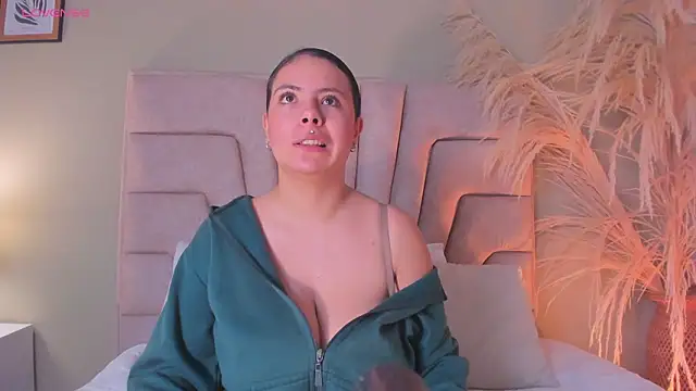 angelica cross  online show from 03-15-26, 11:38