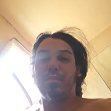 luis97fer online show from 04-18-26, 06:56