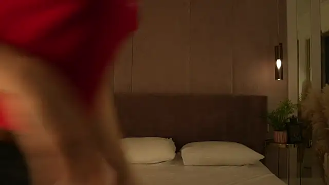 AdoraCortes online show from 04-27-26, 05:16