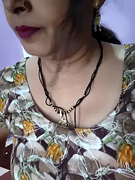 Snapshot of Sonalihot_ chatting on 05-13-26, 07:17 Sonalihot online show from 05-13-26, 07:17