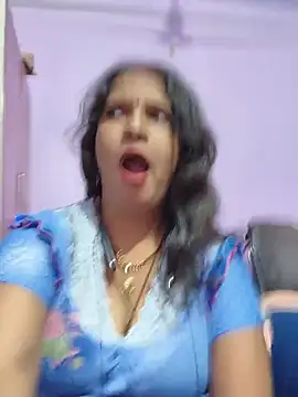 Snapshot of Sonalihot_ chatting on 05-30-26, 09:06 Sonalihot online show from 05-30-26, 09:06