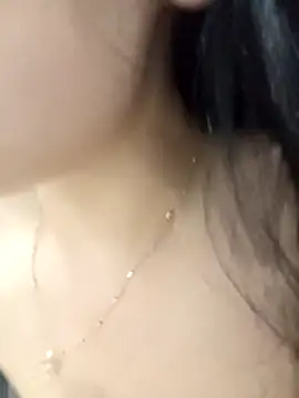 Snapshot of besa4 chatting on 12-14-25, 11:26 besa4 online show from 12-14-25, 11:26