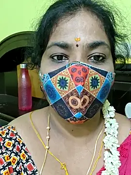 Snapshot of Tamil_Mithra chatting on 05-18-26, 08:58 Tamil Mithra online show from 05-18-26, 08:58