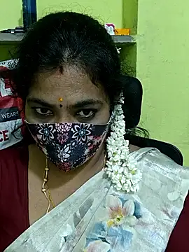 Snapshot of Tamil_Mithra chatting on 05-22-26, 09:31 Tamil Mithra online show from 05-22-26, 09:31