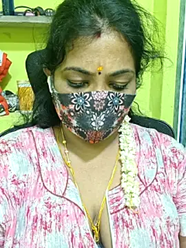 Snapshot of Tamil_Mithra chatting on 05-23-26, 09:41 Tamil Mithra online show from 05-23-26, 09:41