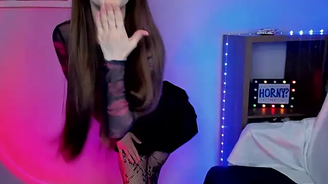 LuxMaya online show from 03-31-26, 06:36